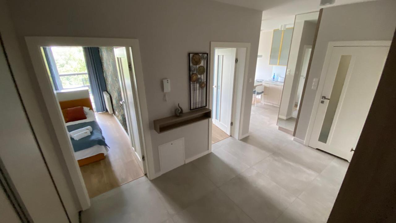 Gj Plaza Apartment Kielce